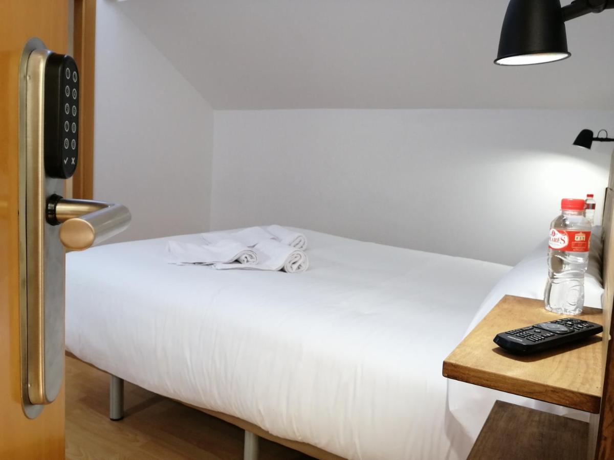 Burgo Hostal Cuentame Evolucion Auto Check In מראה חיצוני תמונה